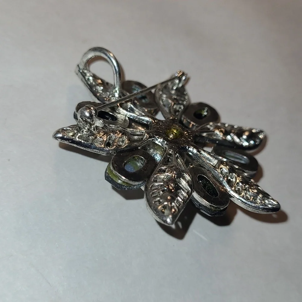 Women's Silvertone Brooch or Necklace